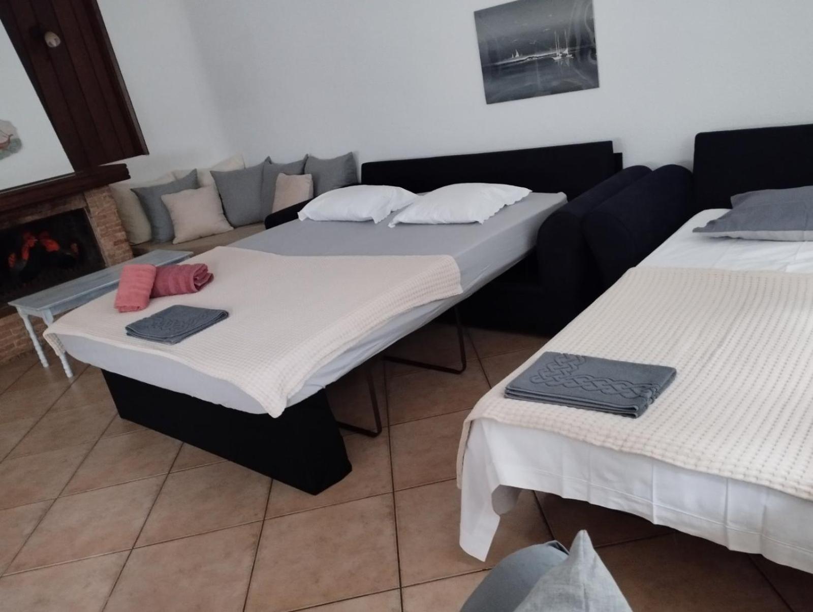 Elea Home Apartments Alexandroupolis Buitenkant foto